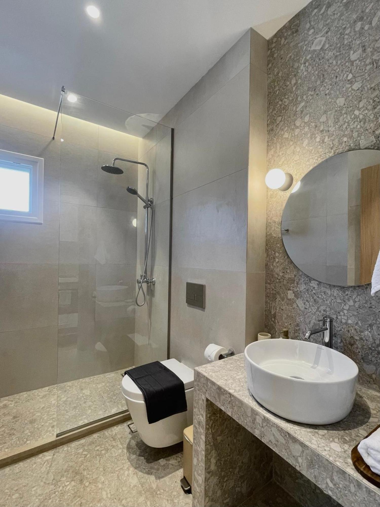 Staybridge Apartments, Mesongi Bagian luar foto