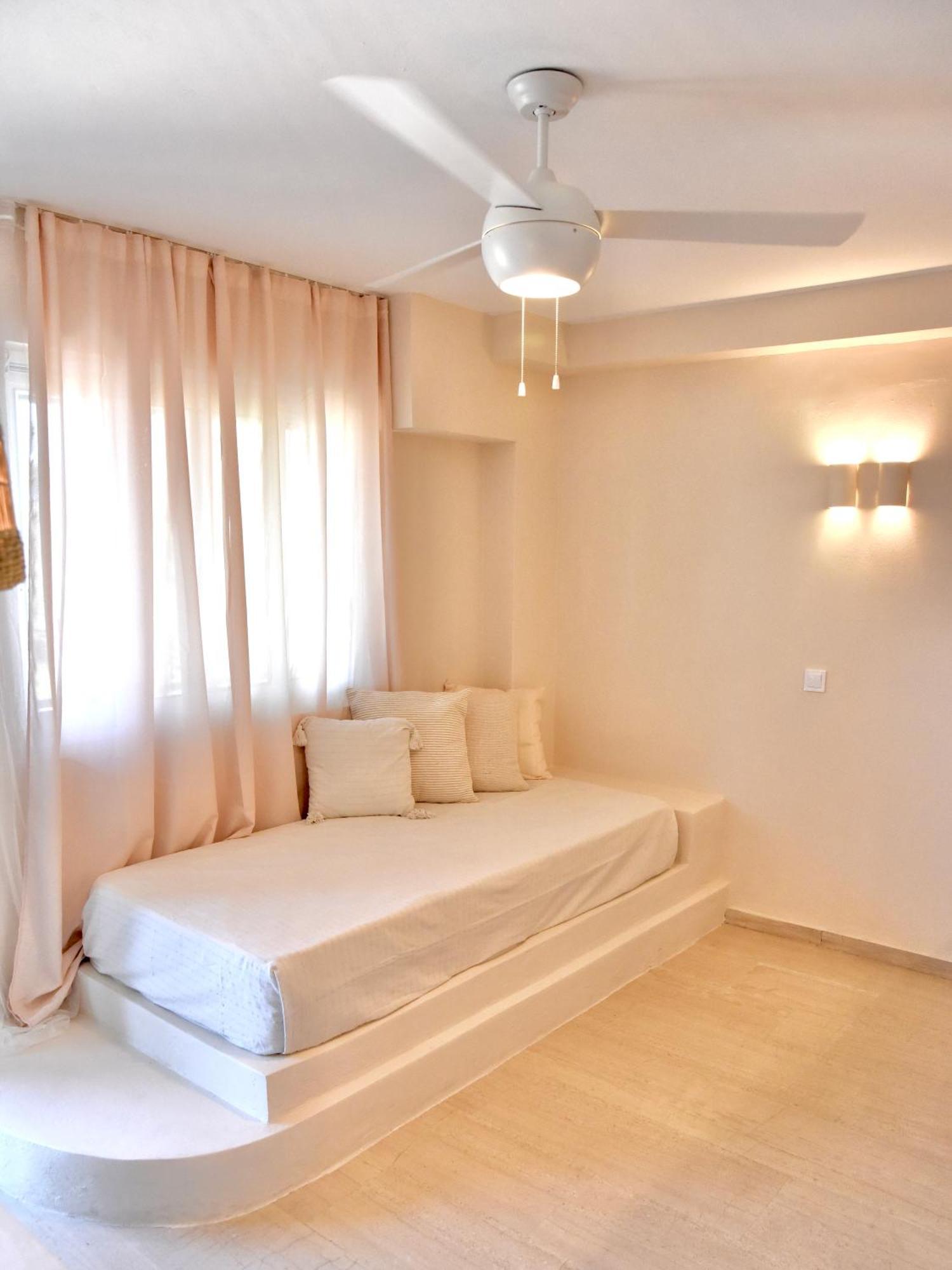 Staybridge Apartments, Mesongi Bagian luar foto